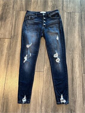 KanCan High Rise Button Fly Distressed Skinny Jeans 9/28